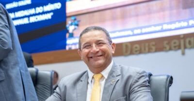 Jota Pinto tome posse como deputado estadual