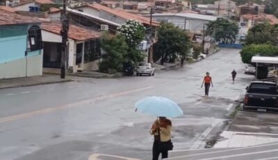 Crise no transporte: sem ônibus, moradores do Angelim enfrentam longas caminhadas