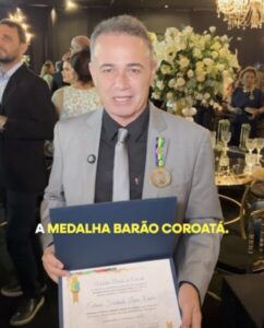 Erlanio Xavier recebe a mais alta honraria da Câmara de Imperatriz