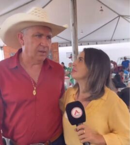 Jornalista de Imperatriz viraliza ao tentar entrevistar prefeito suspeito de manter parente no Bolsa Família