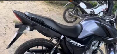 Lago dos Rodrigues: Dois homens são conduzidos à Delegacia de Pedreiras com motocicleta “clonada”