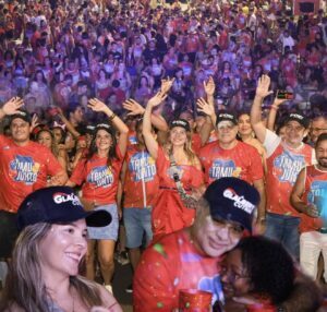 Carnaval de Santa Helena supera expectativas e movimenta a economia local