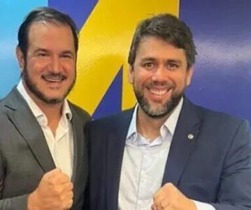 União Brasil pode perder 20 parlamentares na janela