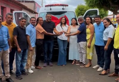 Deputada Solange Almeida entrega nova ambulância ao município de Satubinha