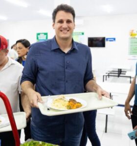 Orleans Brandão destaca inauguração do Restaurante Popular em Anapurus e entrega de veículos e tablets para a saúde