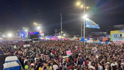 Litorânea recebe 700 mil foliões com shows de Mari Fernandez e Xand Avião