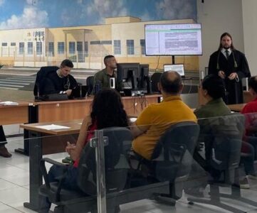 Justiça de Viana realiza júris e condena réus por homicídio