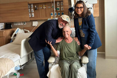 Roseana Sarney recebe visita de Lula em hospital de São Paulo