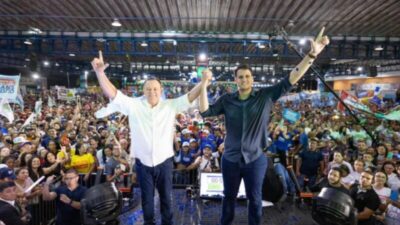 Com 182 prefeitos, 40 mil pessoas prestigiam Orleans Brandão em lançamento da pré -candidatura