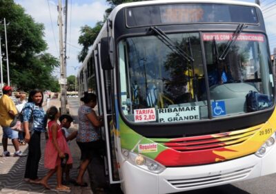 Ônibus das linhas semiurbanas voltam a circular nesta quarta-feira, mas população de São Luís fica sem transporte