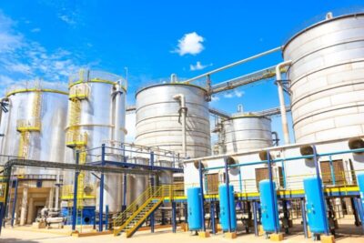 Indústria nacional avança 1,8% em janeiro, maior alta desde junho de 2024