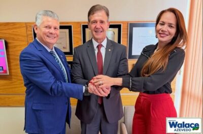 Prefeito Walace Azevedo, junto com a esposa Natalia Azevedo, visitam o deputado federal Aluisio Mendes, em Brasília