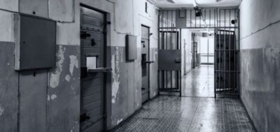 Influencer de Barreirinhas, preso por agressão ex-amante tem fotos vazadas, durante prisão