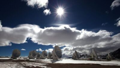 Cometa 3I/ATLAS tem muito ‘álcool interestelar’, revela estudo