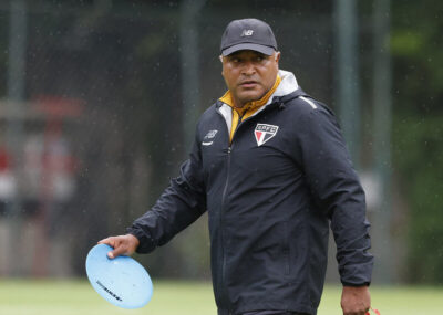Roger Machado assume o São Paulo como o técnico brasileiro com o maior aproveitamento sem ter título de peso