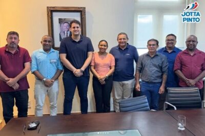 Jota Pinto, junto com o prefeito de Alcântara e vereadores se reune com Orleans Brandão!