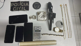 Dupla suspeita de assassinar empresário em posto de combustível é presa horas após o crime