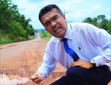 Com indireta e sem recuo, Lahesio marca evento em Bacabal