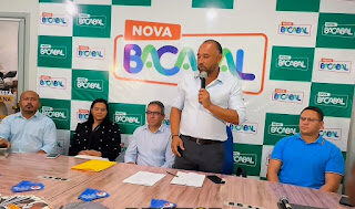 População aclama fala do prefeito linha dura
