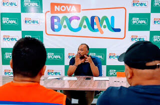 Prefeito linha dura não enverga, não entorta e paga em dia!