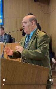 Astro de Ogum cobra Executivo informações sobre mercadorias apreendidas em operações urbanas.