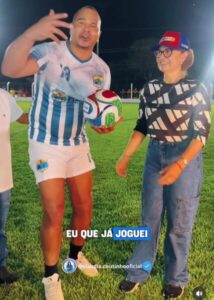 Vídeo :Com a presença do ex- Jogador Aluísio Chulapa, Deputada Cláudia Coutinho participa da inauguração e campo de futebol em Matoes .