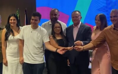 Em parceria com o governador Carlos Brandão, prefeitura de São Domingos do Maranhão recebe novo veículo para a Assistência Social