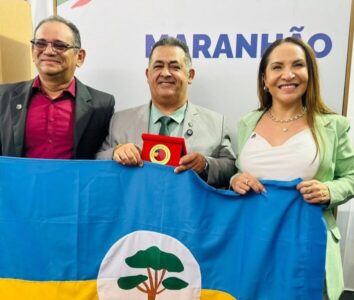 Educação de Mata Roma é premiada em Brasília com Selo Ouro Nacional de Alfabetização