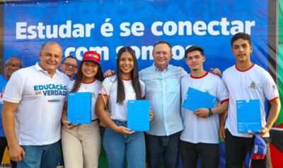 Governo inicia entrega de mais de 17 mil tablets do Tô Conectado para estudantes da regional de Chapadinha