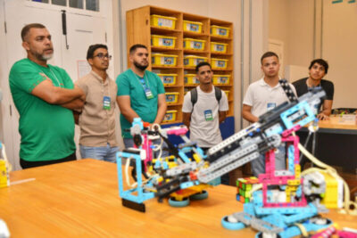 Sesi Casarão apresenta formação tecnológica a gestores das Estações Tech