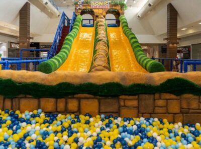 Sonic comemora 35 anos e vira atração inédita em parque temático no Rio Anil Shopping