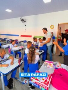 Esse é o fiscal!!! Gentil Neto “in loco” no início das aulas nas escolas caxienses!!!