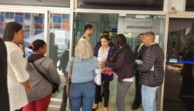 Folha de São Paulo pra cima!!! Lula descumpre promessa de campanha, e fila do INSS dobra