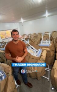 enlouquecendo a oposição destrambelhada!!! Gentil Neto equipando os hospitais de Caxias em pleno 31 de dezembro!!!