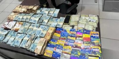 Professora é presa suspeita de agiotagem e apreende quase meio milhão de reais