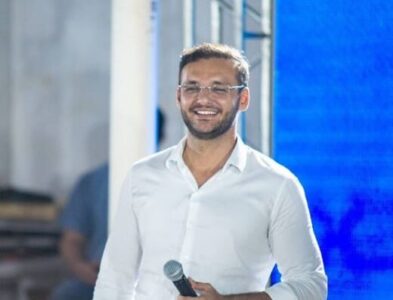 Prefeito de Santa Inês anuncia demissão de funcionário que recusou entregar cesta básica para servidor sem farda