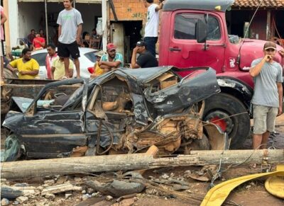 Motociclista morre esmagado após caminhão tombar na BR-222 em Buriticupu (MA)