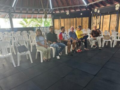 Grupo da AMPEM, que não lota nem um fusquinha, fracassa ao tentar mudar estatuto