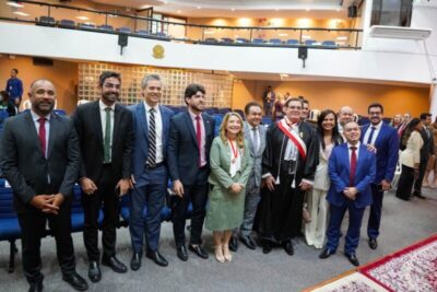 Iracema é condecorada com a mais alta honraria do Tribunal Regional do Trabalho da 16ª Região