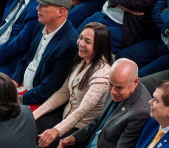 Eliziane Gama celebra sanção do IR zero que beneficia trabalhadores com renda de até R$ 5 mil