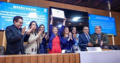 Iracema Vale recebe Placa de Honra ao Mérito na Câmara Municipal de São Luís