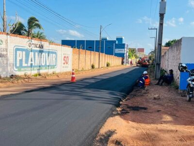 Principal via de acesso ao residencial Coqueiro recebe pavimentação e moradores comemoram mais uma ação da prefeitura de Pinheiro