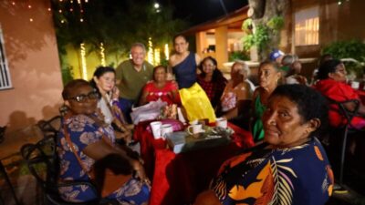 Prefeito Carrinho promove confraternização especial com o Grupo da Melhor Idade