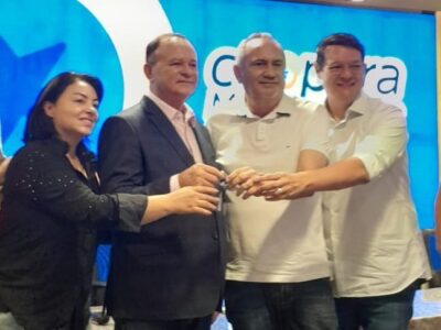 Prefeito Dino Penha recebe dois veículos que vão fortalecer serviços públicos em São Bento