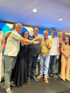 Prefeito Carrinho recebe dois veículos do Governo do Maranhão por meio do Programa Coopera Maranhão