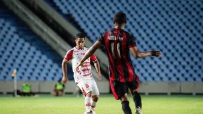 Com gols no fim, Moto bate Imperatriz e garante classificação nas semifinais
