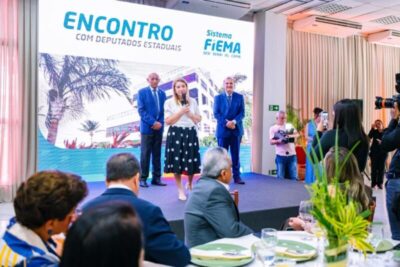 Iracema Vale participa do “Encontro de Trabalho com deputados estaduais”, promovido pela Fiema