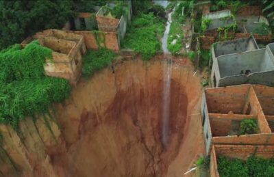 Erosão avança, destrói ruas e ameaça casas em Buriticupu, no Maranhão