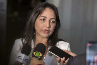 Eliziane Gama afirma que seu único projeto é a reeleição para o Senado pelo Maranhão