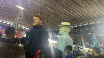 Bonecos gigantes de Orleans Brandão e Carlos Brandão roubam a cena na pré-convenção do MDB no Maranhão